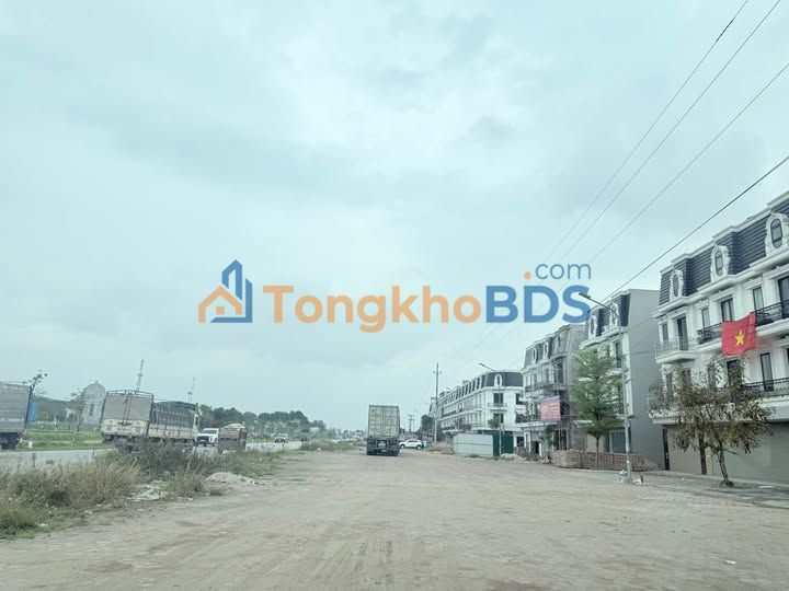 Mặt Tiền Kinh Doanh Dự Án Làng Cả 105m² - Vỉa Hè 30m Siêu Rộng