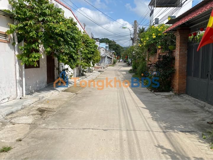 Đất nền Vĩnh Hòa Nha Trang 133m² 2.9 tỷ - Giá tốt hiếm có