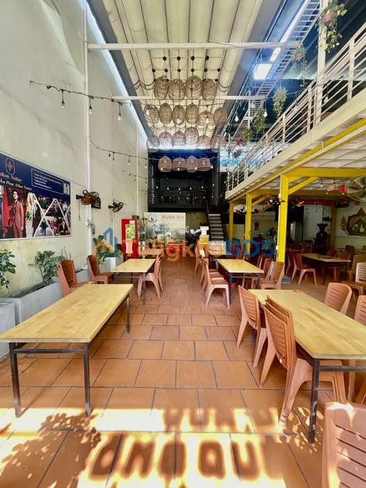 Cho thuê mặt bằng nhà hàng trung tâm Nha Trang - 600m² mặt tiền đẹp