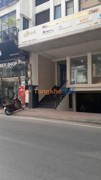 Cho thuê nhà mặt phố Yên Hoà, Cầu Giấy - Kinh doanh sầm uất 320m²