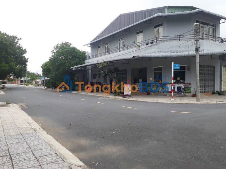 Nhà Góc Kinh Doanh 108m² KDC Quãng Khánh, Sa Đéc - Giá 4.5 Tỷ