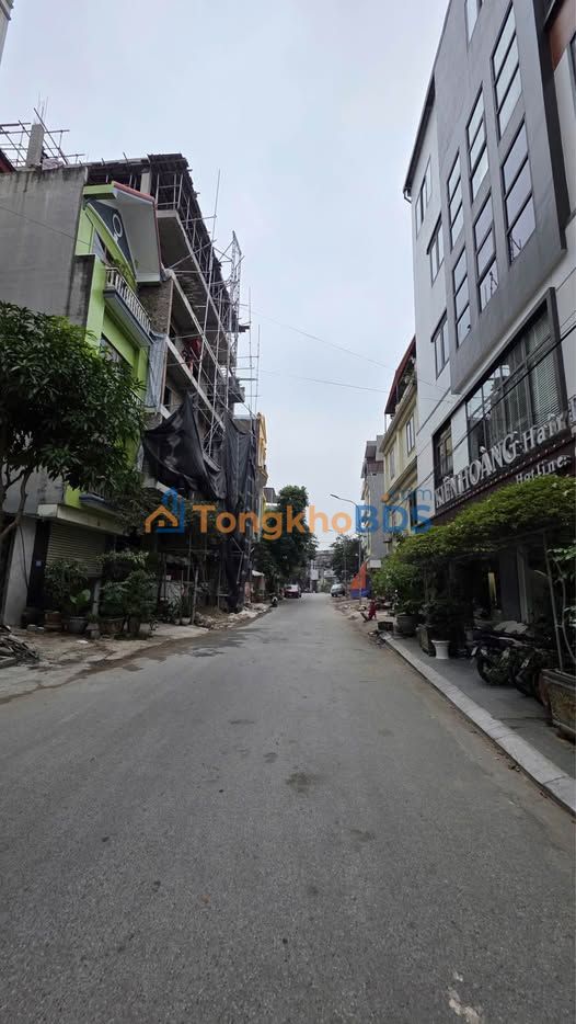 Đất nền mặt đường Phạm Thịnh, Bắc Ninh - 92.8m² nhìn hồ K15, giá 10 tỷ