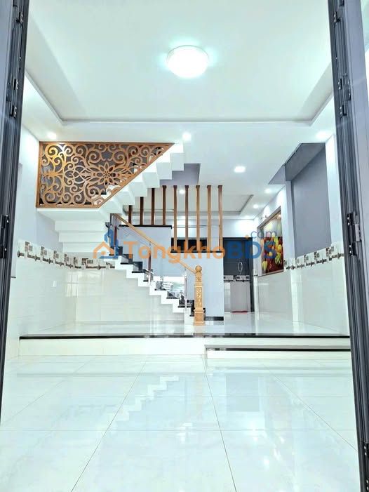 Nhà Hẻm Xe Hơi Đường 24 Thủ Đức 100m² - 3 Tầng, Sổ Riêng, Giá Tốt