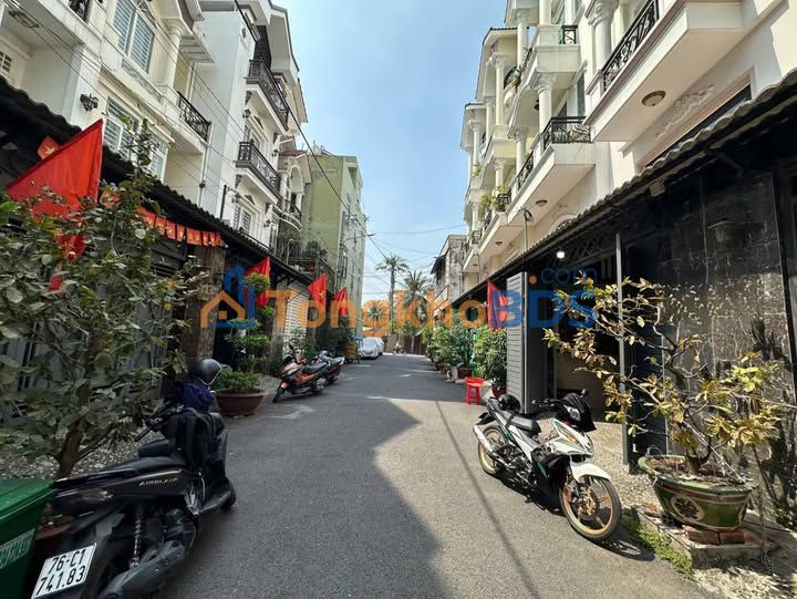 Nhà Phố Mới 4 Tầng Đường 7m Hiệp Bình Chánh, Thủ Đức - 8.8 Tỷ TL