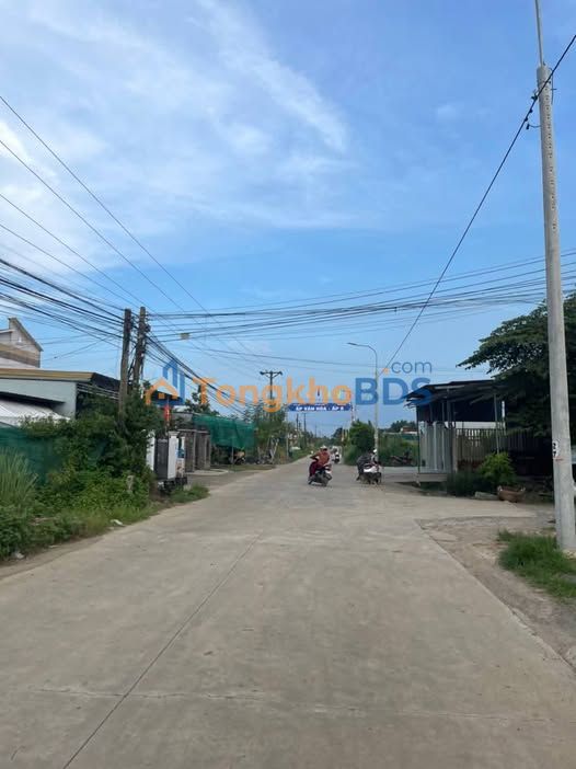 Farm Gia Canh Định Quán 1.000m2 giá thương lượng - Đường to ô tô