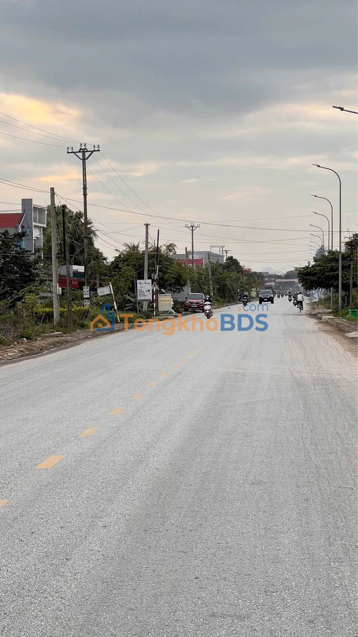 Bán Đất 125m² Mặt Tiền Đường Thanh Niên Quảng Xương - 1.8 Tỷ