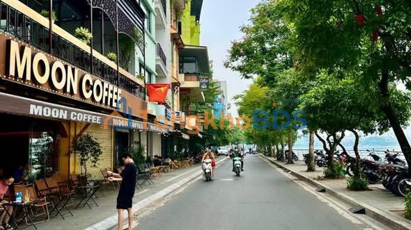 Nhà Lạc Long Quân Cầu Giấy 63m² - Sẵn sàng ở ngay