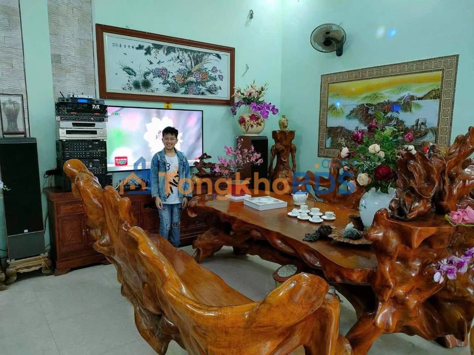 Nhà Biệt Thự Mặt Tiền QL2D Yên Bái - 400m² Kinh Doanh Đa Ngành