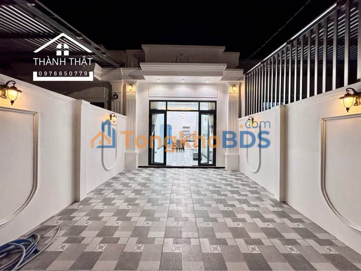 Nhà Phố Tân Cổ Điển Mỹ Tho 118m² - Sổ Hồng Hoàn Công, Giá 1.49 Tỷ