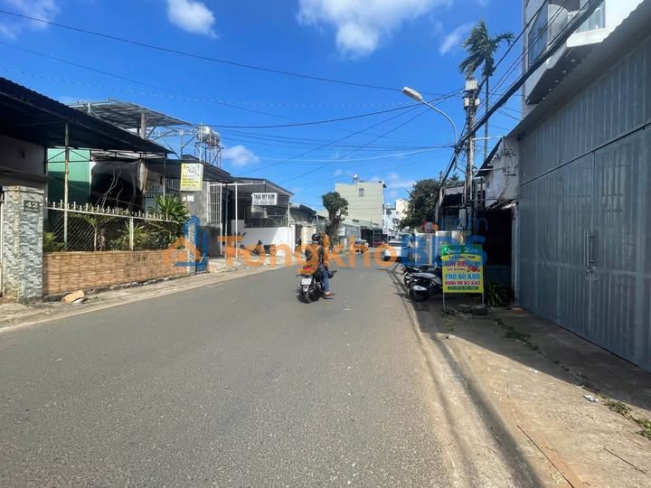 Đất Kinh Doanh Mặt Tiền Đồng Tiến, Pleiku - 93.5m² Giá 3.15 Tỷ