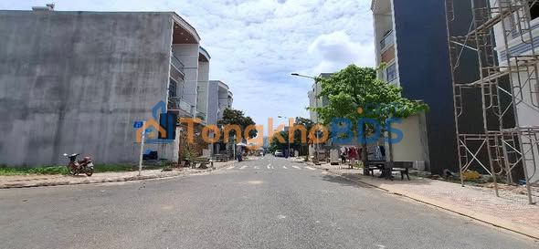 Nhà Phố 3.5 Tỷ An Phú, Thuận An - 1 Trệt 2 Lầu, Sổ Hồng Riêng