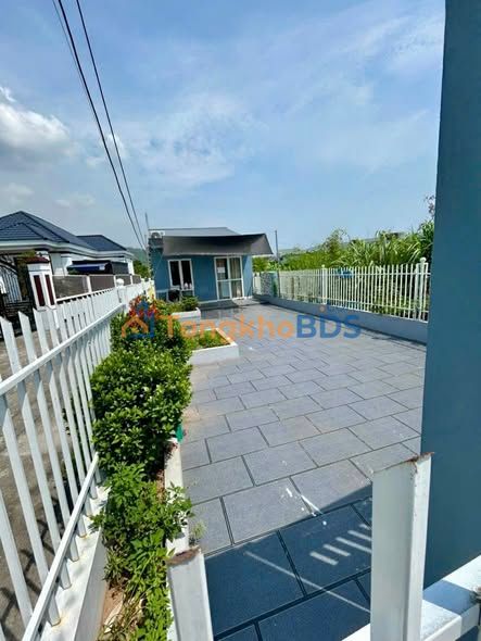 Nhà Cẩm Phả 158m² - Sân Vườn Rộng, Ô Góc Hướng Đông, Giá 1.8 Tỷ