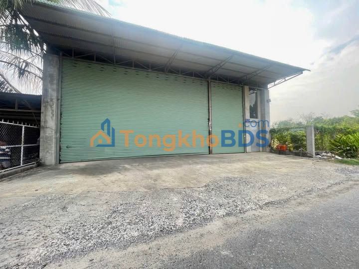 Bán Đất 700m² Hẻm Phạm Hùng, Tây Ninh - Có Nhà Kho, Sẵn Sàng Kinh Doanh