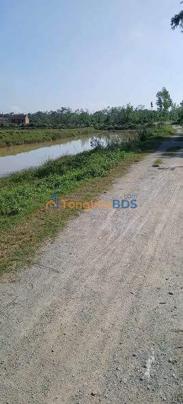 Đất Vàng Hà Tĩnh - 200m² Mặt Sông Nghèn, Can Lộc, Giá 1.8 Tỷ