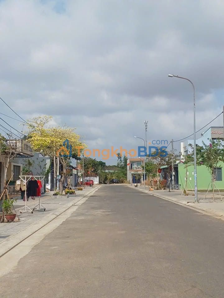 Đất nền Long Điền 90-96m² mặt tiền 21m - Sổ hồng thổ cư, giá 2.05 tỷ/lô