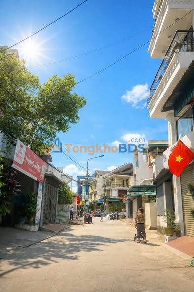 Nhà 2 Tầng Mặt Tiền Nguyễn Du, TX Phú Thọ - 80m², 5 Tỷ