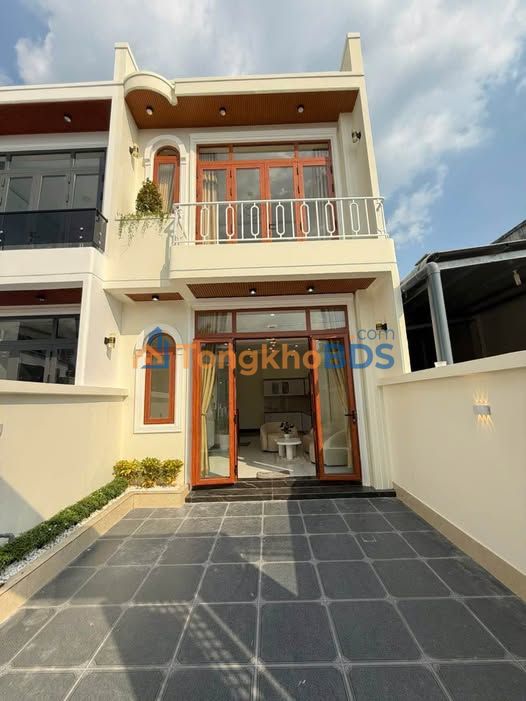 Nhà Phường Long Hoa, Tây Ninh - 75m² Full Nội Thất, Giá 1.65 Tỷ