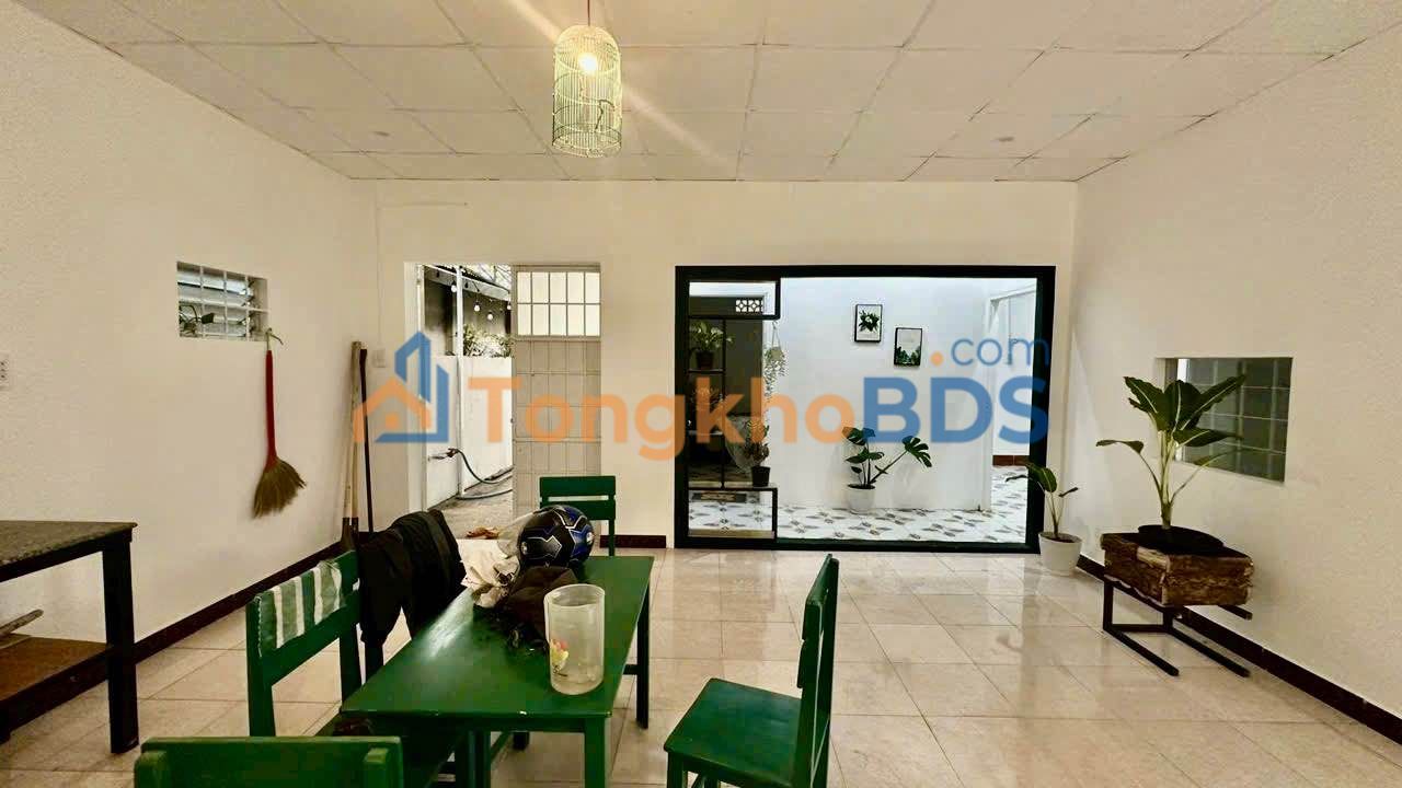 Nhà Mặt Tiền Trần Cao Vân, Bảo Lộc - 2PN Full Nội Thất, Giá 6 Triệu/Tháng