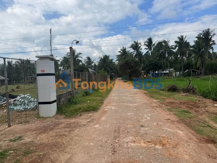 Đất nền 150m² mặt tiền Lê Công Miễu, Bình Định - Sổ hồng full thổ cư