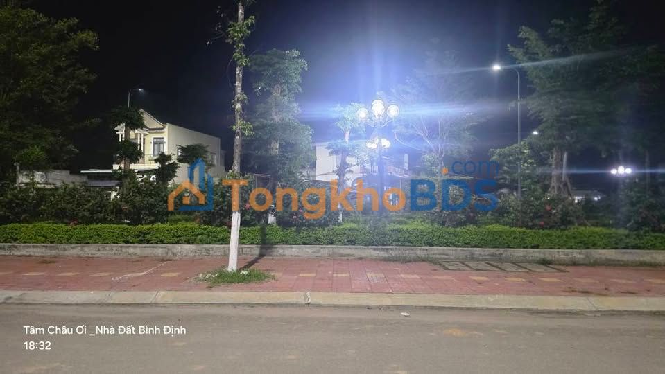 Bán đất 100m² Trung tâm Chu Văn An, Bình Định - Sổ đỏ, Giá 1.3 tỷ