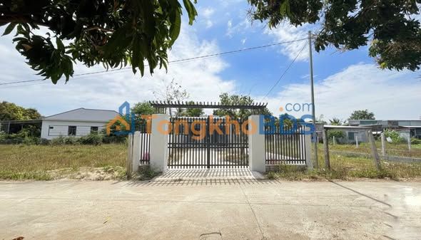 Nhà riêng Cam Hiệp Bắc Cam Ranh 236m² 1,95 tỷ - Ô tô vào tận nhà