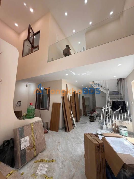 Nhà kiệt Hoàng Thúc Trâm Đà Nẵng - 73m², 3PN, Full Nội Thất - Giá 4,xx Tỷ