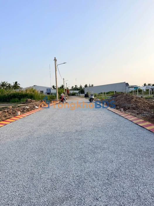 Đất nền Trà Vinh 100m² - Sổ đỏ thổ cư, gần Chợ Trà Vinh