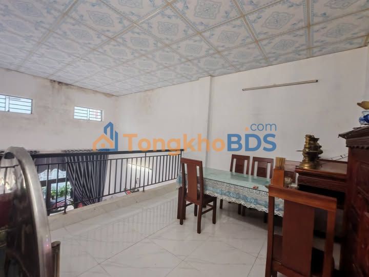 Nhà 2 Tầng Sơn Trà 79m² - 3PN - Giá 8 Tỷ - Vị Trí Đắc Địa