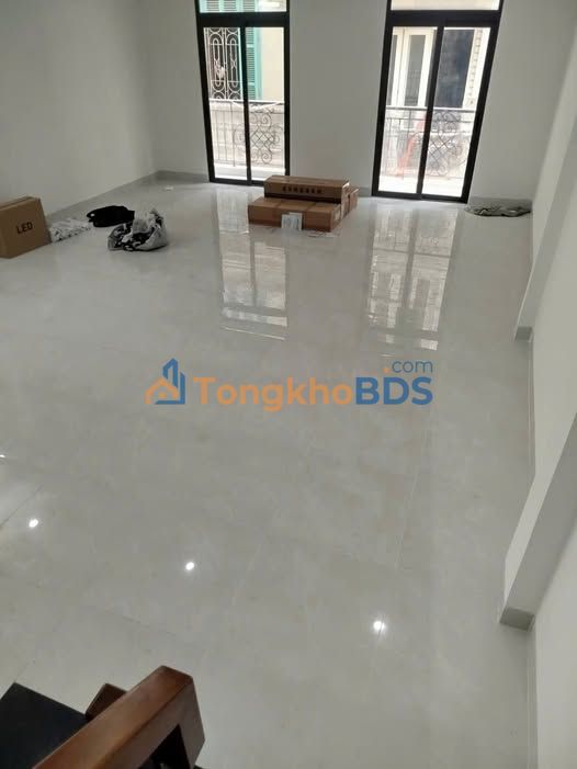 Cho thuê 2 tầng thông sàn mặt ngõ Tân Mai, Hoàng Mai - Kinh doanh đa ngành