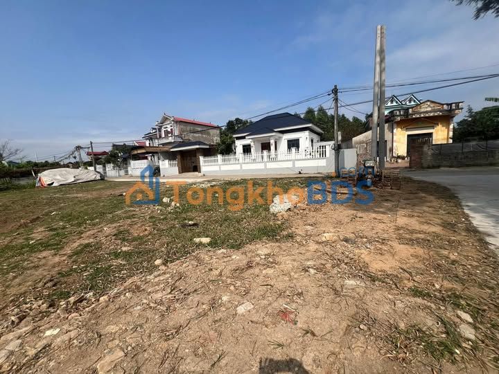 Đất nền Lan Mẫu Lục Nam 200m² giá 1 tỷ - Sổ đỏ chính chủ