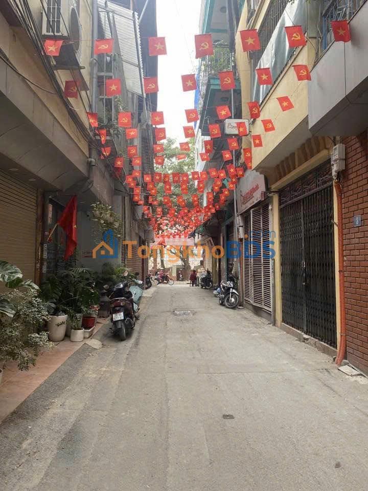 Cho thuê nhà 6 tầng mặt tiền 5m, Cầu Giấy - 16 triệu/tháng