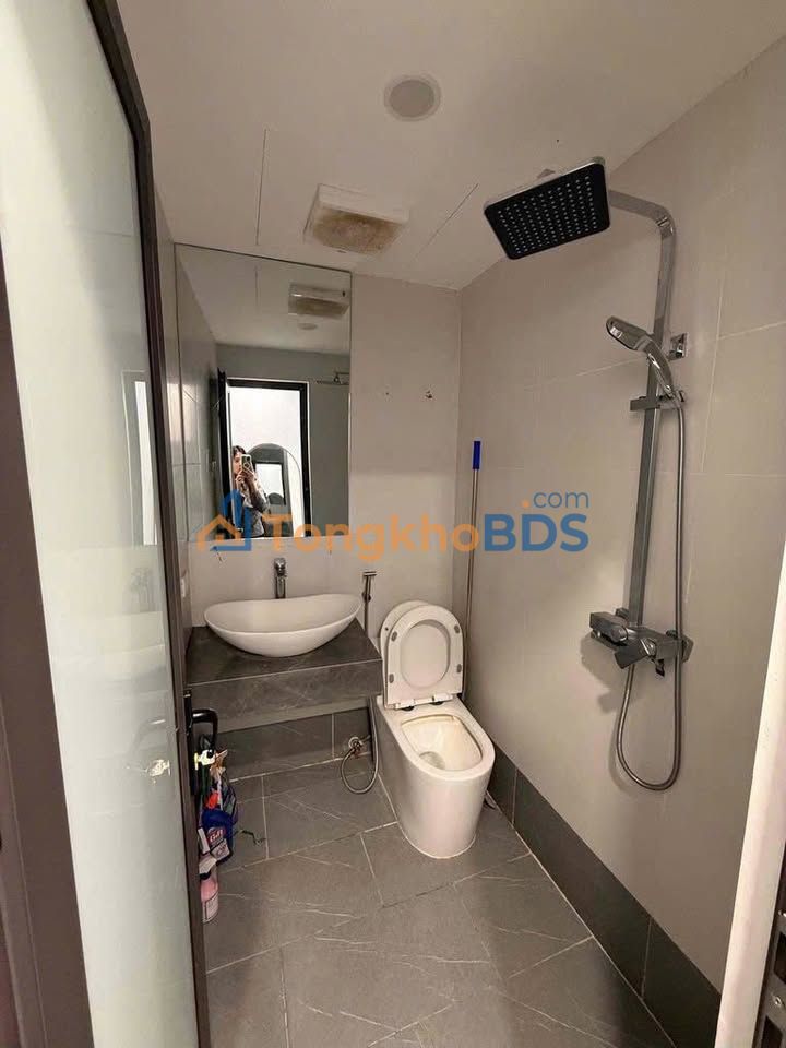 Cho thuê Mặt bằng Kinh doanh Tập thể Kim Liên, Đống Đa - 7.5 Triệu/tháng