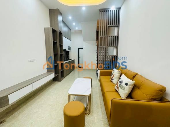 Nhà 5 tầng Chương Dương Độ, Hoàn Kiếm - 31m² - Sổ đỏ chính chủ