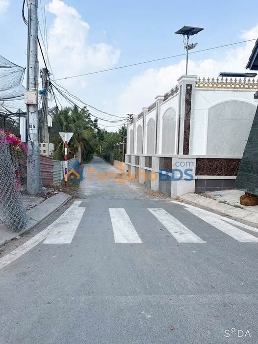 Bán Nền Mặt Tiền Hẻm Thông Phường Phú Khương, Bến Tre - 154m² - 1.69 Tỷ