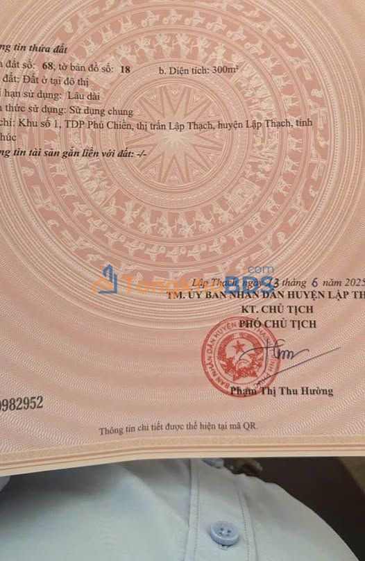 Đất nền Thị trấn Lập Thạch 300m² 5 tỷ - Sổ đỏ chính chủ