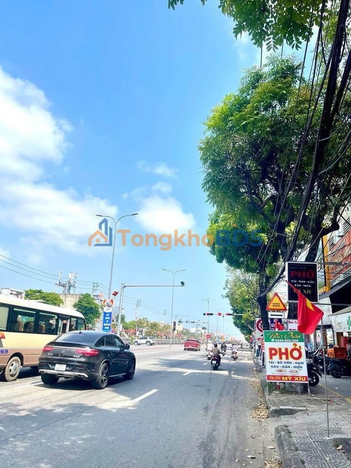 Nhà Mặt Tiền Trường Chinh - 198m² Kinh Doanh Đỉnh Cao, 2 Sổ Riêng