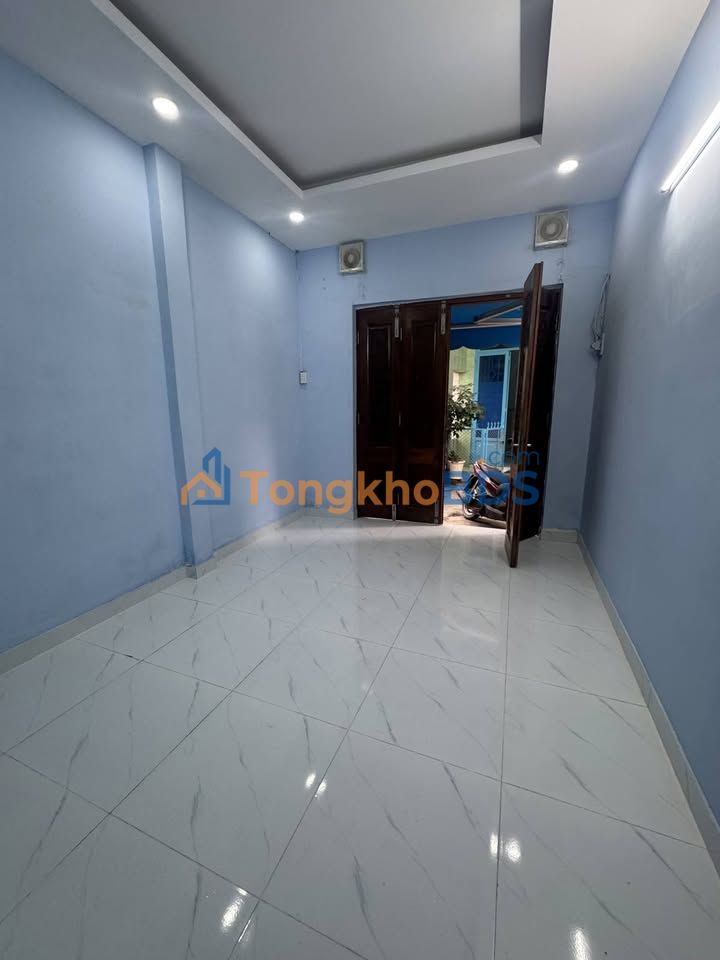 Nhà Tân Bình 27m² Giá 3.5 Tỷ - Sẵn Sàng Ở Ngay