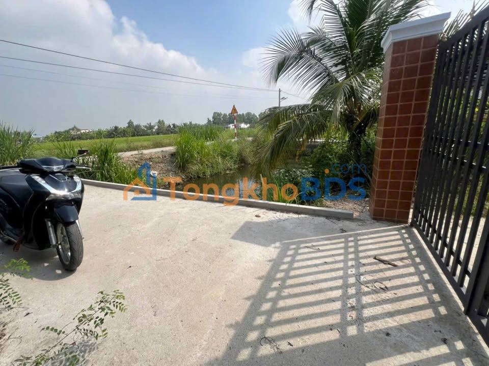 Đất Nền Mặt Tiền Kênh Củ Chi 530m² - Sổ Hồng Riêng, Giá 1.9 Tỷ