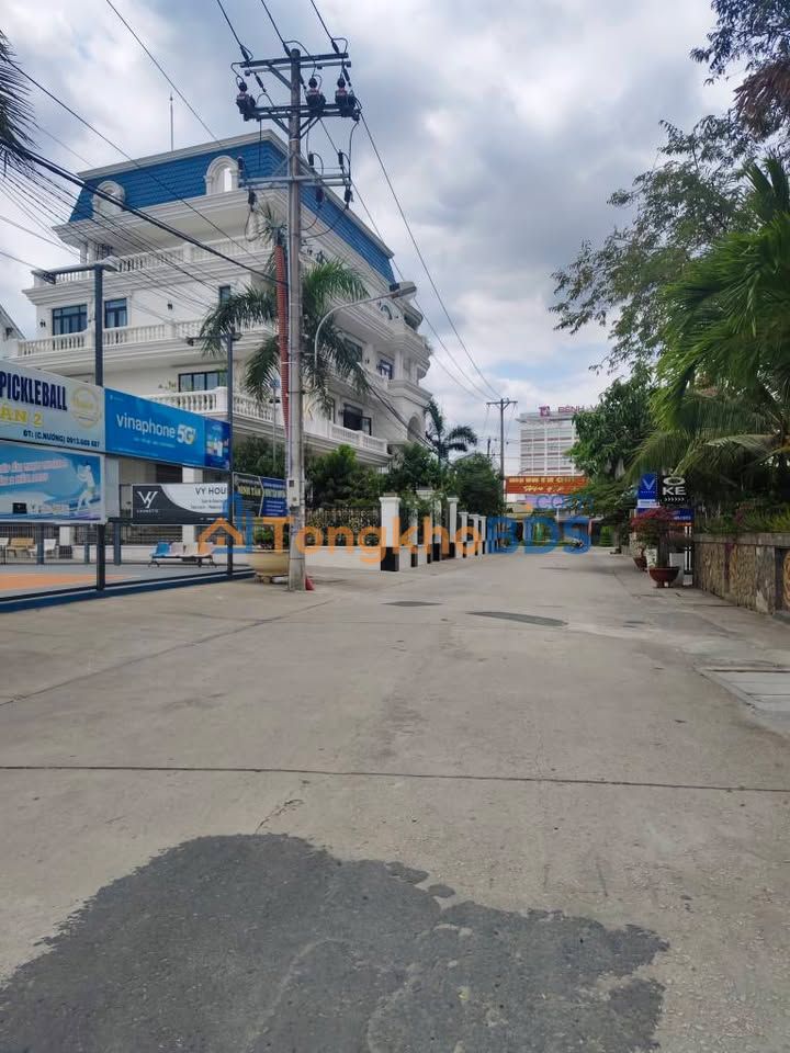 Đất Vàng Mặt Tiền Hàng Xanh, Cần Thơ - 1230m² Kinh Doanh Đa Ngành