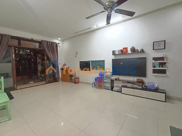 Nhà 3 Tầng 100m² Ngũ Hành Sơn - Gần Biển, Sát Sông, Giá 9 Tỷ TL