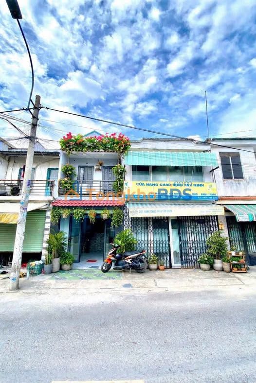 Nhà Mặt Tiền Huỳnh Thị Na Hóc Môn 32m² - Vừa Ở Vừa Kinh Doanh