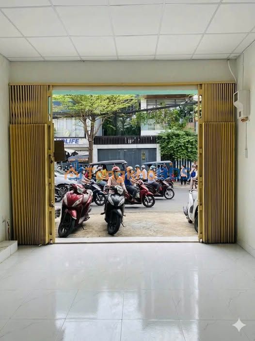 Nhà Mặt Tiền Kinh Doanh Nguyễn Sơn, Tân Phú - 60m², Sẵn Sàng Ký Hợp Đồng!