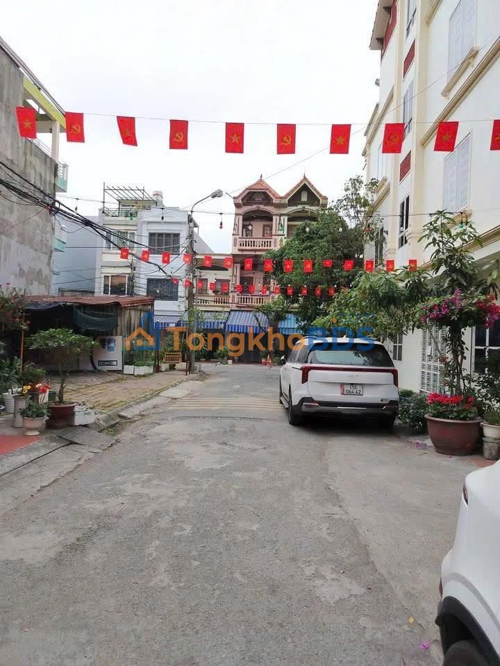 Bán gấp nhà 3 tầng Đằng Lâm, Hải An - 68m², có gara ô tô, tặng nội thất