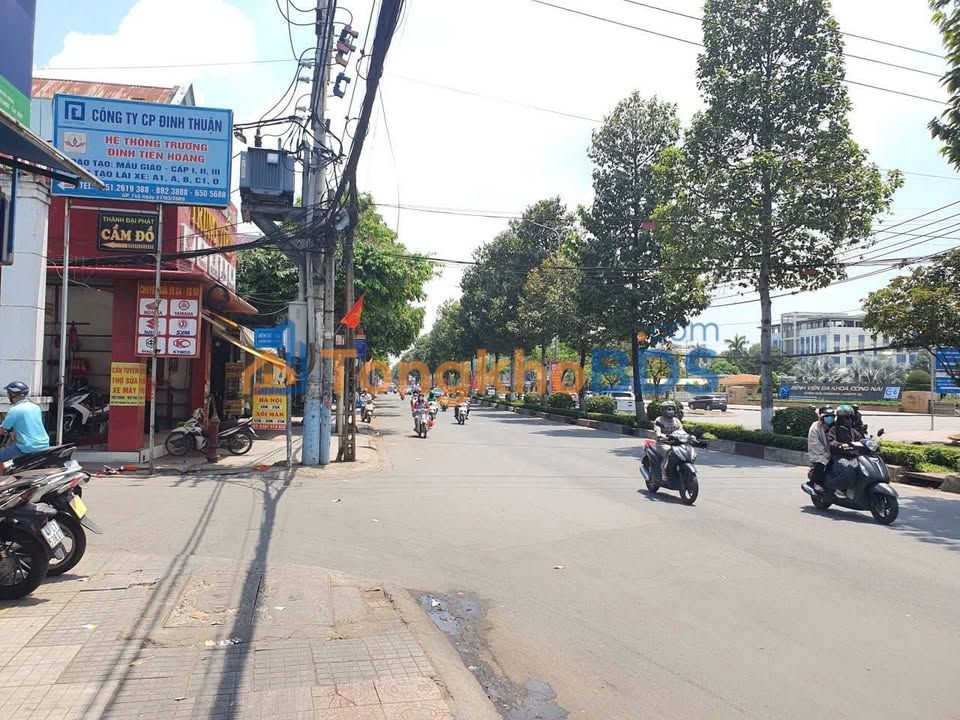 Nhà Mặt Tiền Kinh Doanh Đồng Khởi, Biên Hòa - 211m², Sổ Hồng Riêng