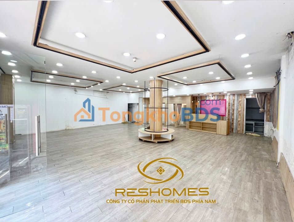 Mặt bằng kinh doanh mặt tiền Phạm Văn Thuận, Biên Hòa - 120m², 40tr/tháng