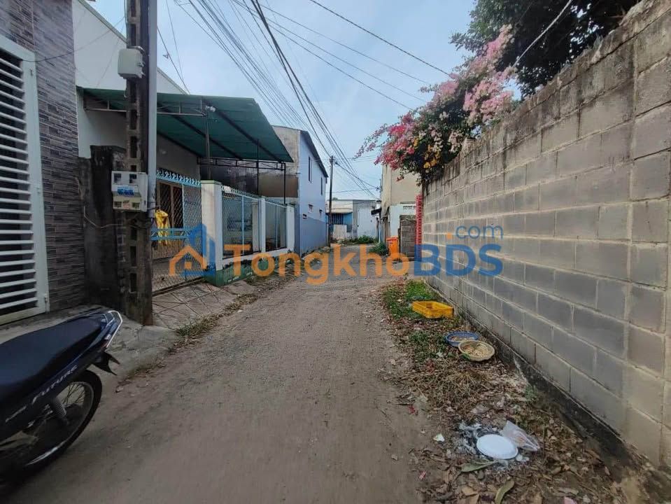 Nhà Gác Lửng 88m² Phường Xuân An, Long Khánh - Sổ Riêng, Giá 1.8 Tỷ