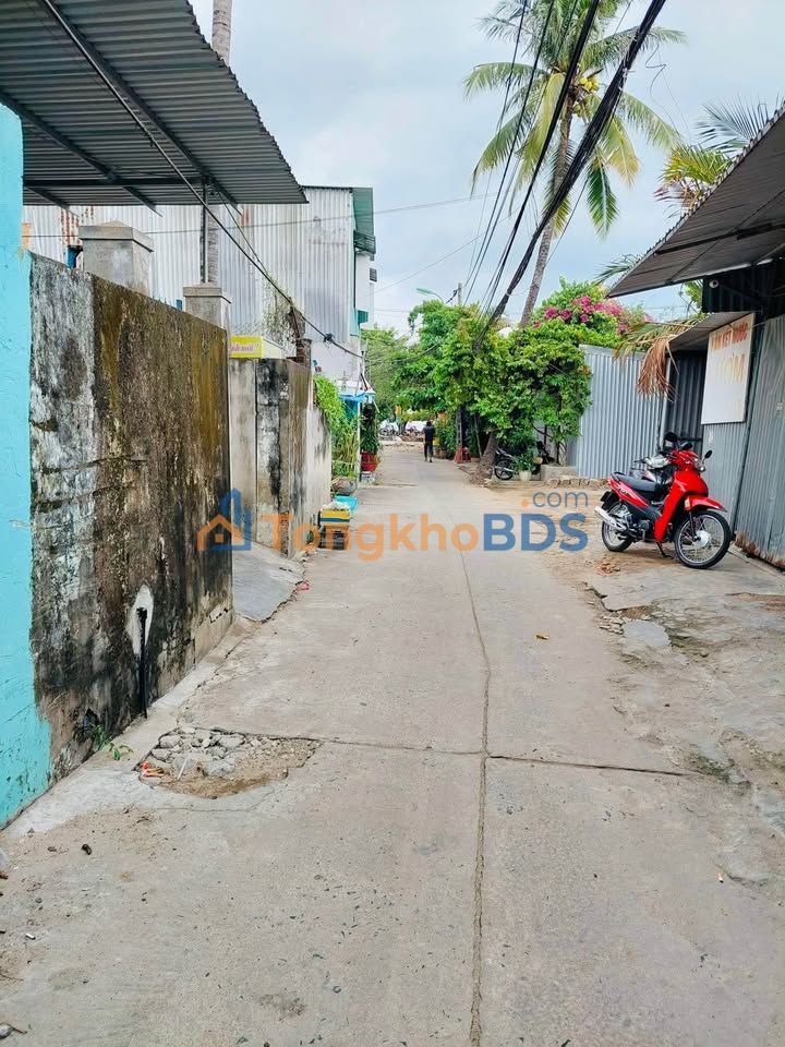 Đất Vàng 140.9m² Mặt Tiền Chợ Phương Sài, Nha Trang - Có Dãy Trọ Thu Nhập Ổn Định