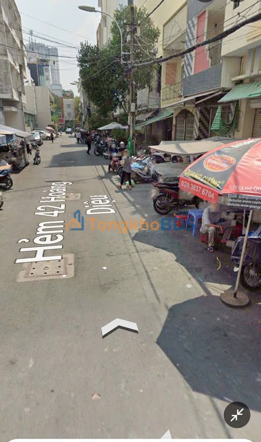 Cho Thuê Mặt Bằng Vỉa Hè - Đoàn Như Hài, Quận 4 - Kinh Doanh Sáng Chiều