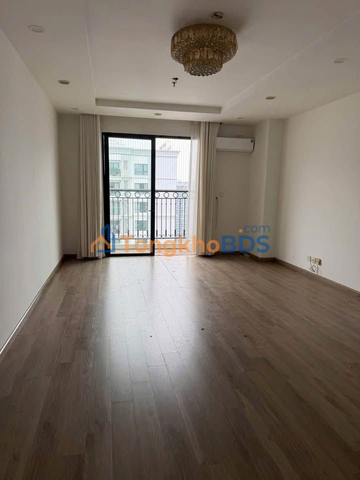 Cho thuê căn hộ 3PN Times City, tầng trung, hướng Nam - Giá 20 triệu