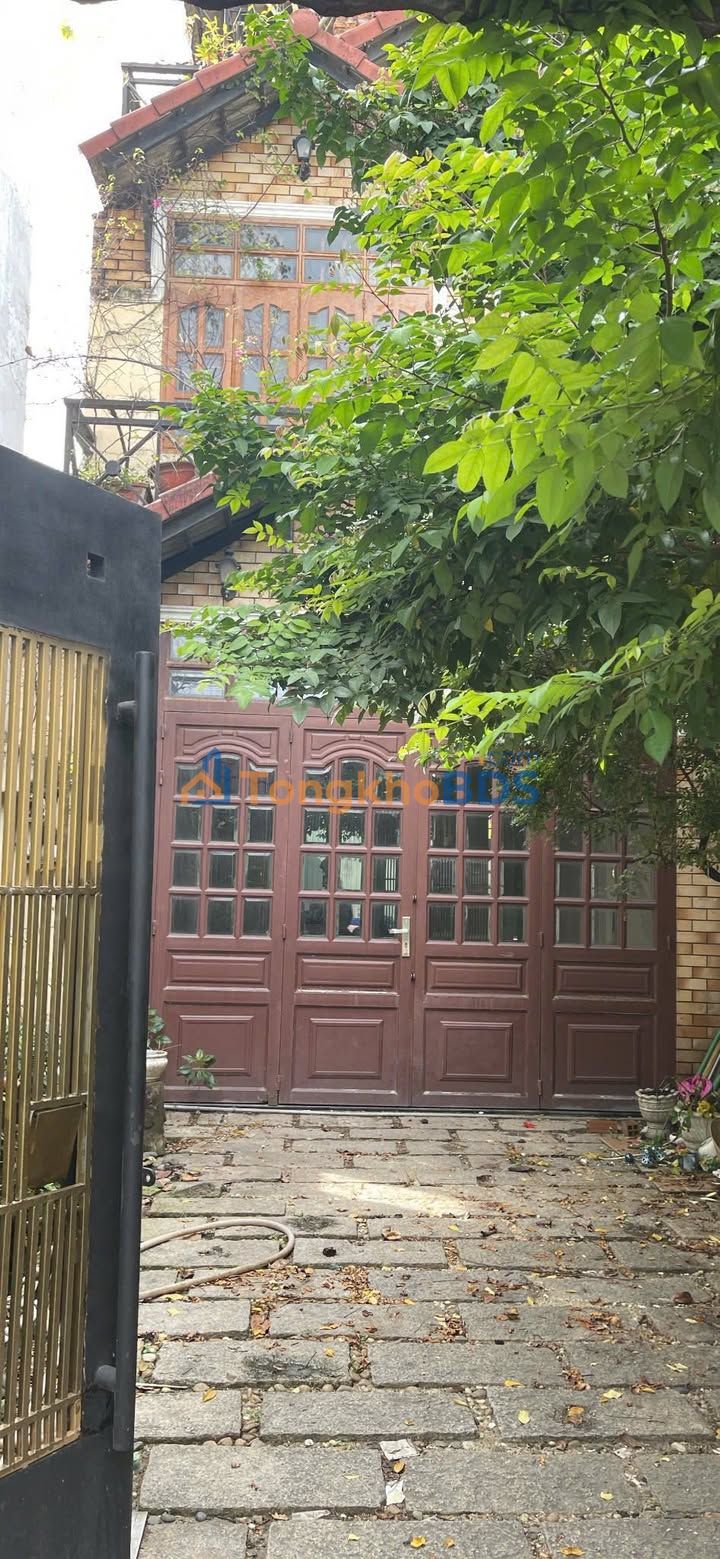 Nhà Hẻm Xe Hơi 130m² Xuân Thới Đông, Hóc Môn - 6PN, Sân Vườn, Giá 7.2 Tỷ